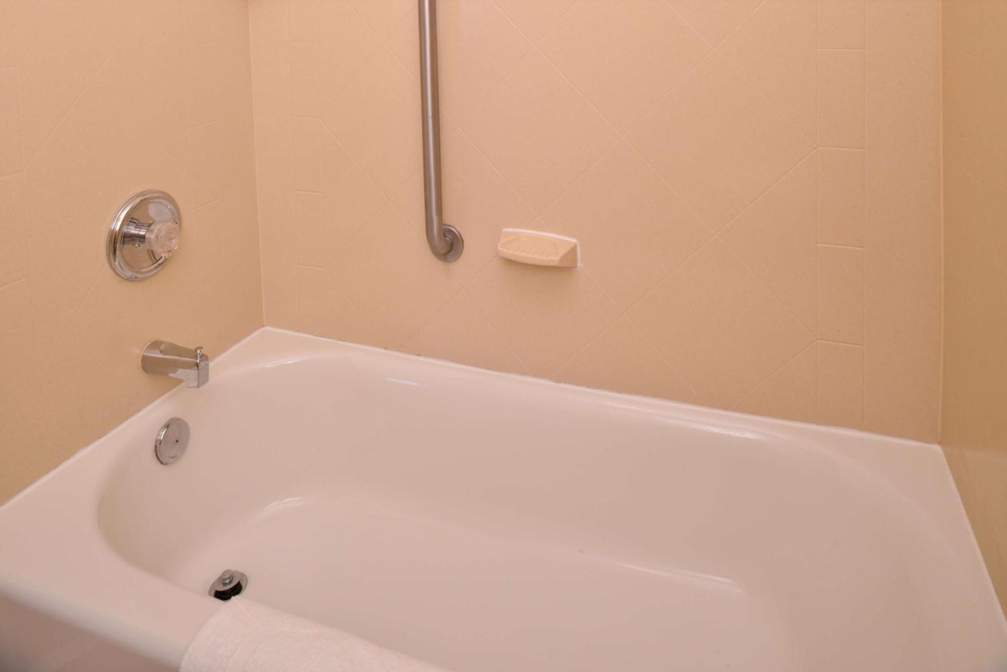 Hampton Inn By Hilton Litchfield Eksteriør billede