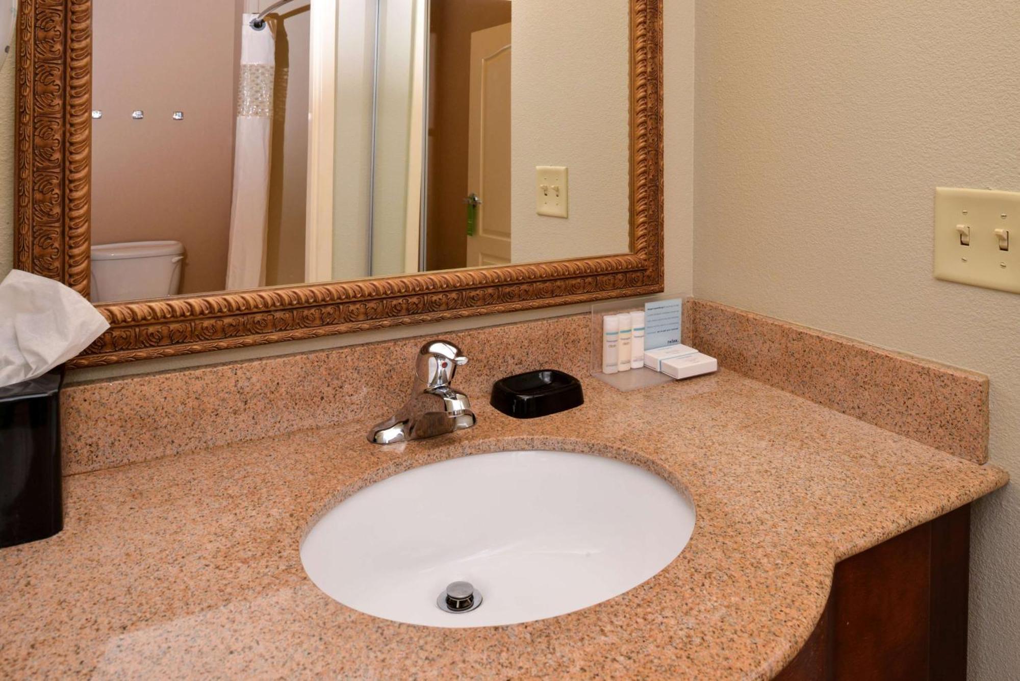 Hampton Inn By Hilton Litchfield Eksteriør billede