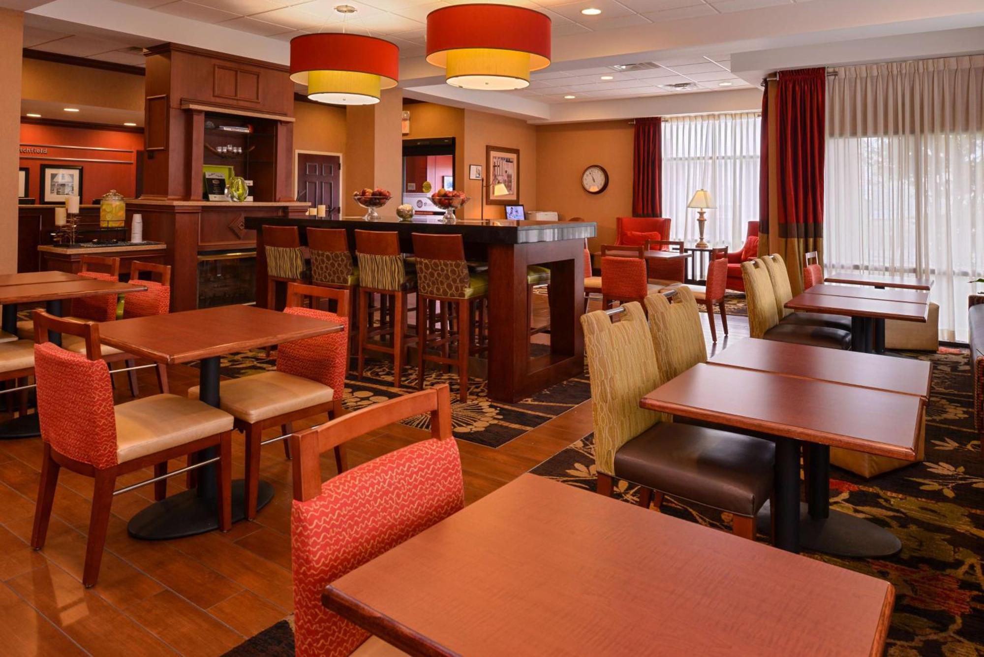 Hampton Inn By Hilton Litchfield Eksteriør billede
