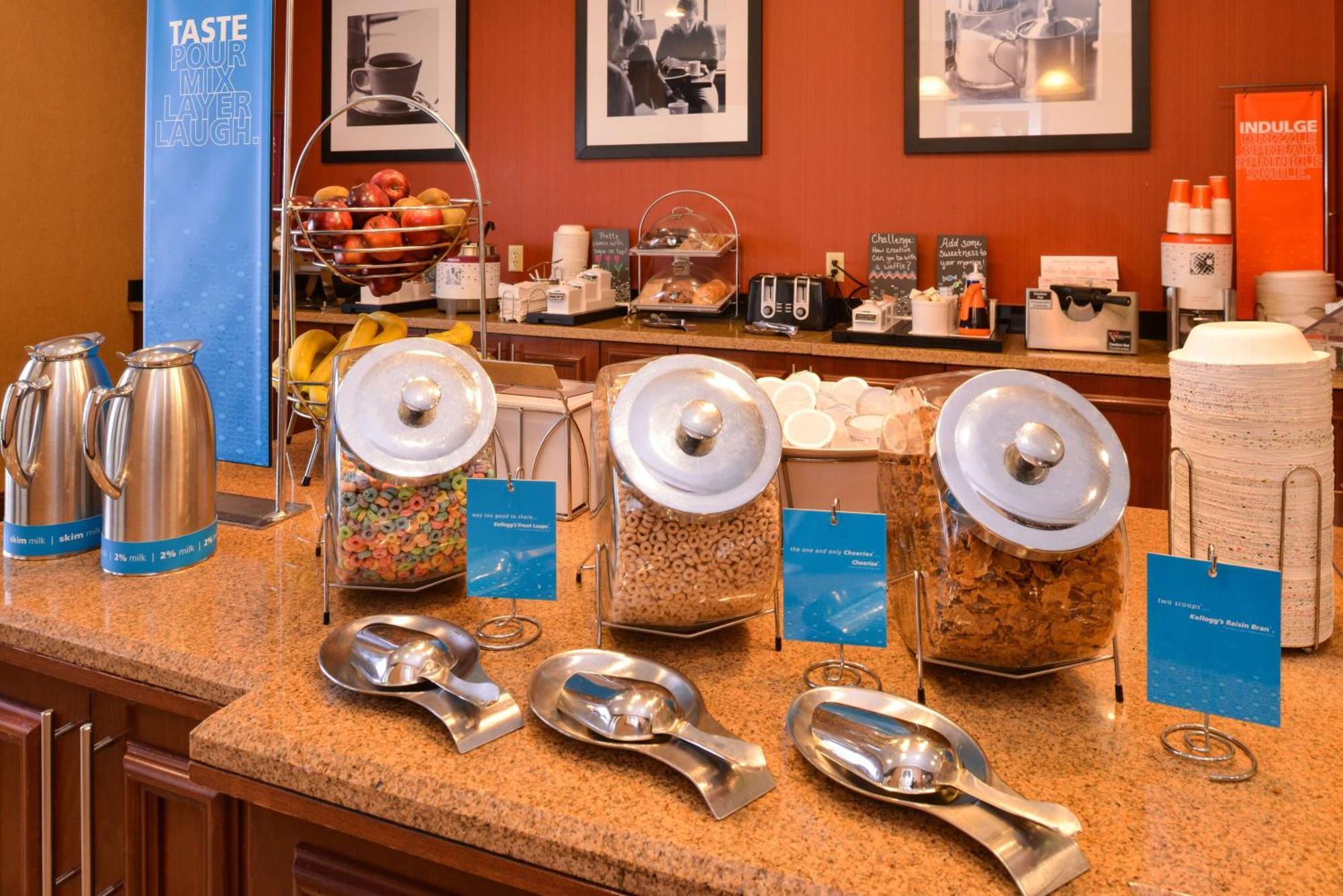 Hampton Inn By Hilton Litchfield Eksteriør billede